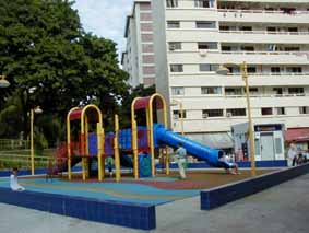 Playground.jpg (369748 oCg)